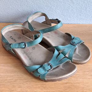 Taos Jac Women Leather Sandals Shoes Flats Adjustable Strap Sz 9 /40 Blue Buckle